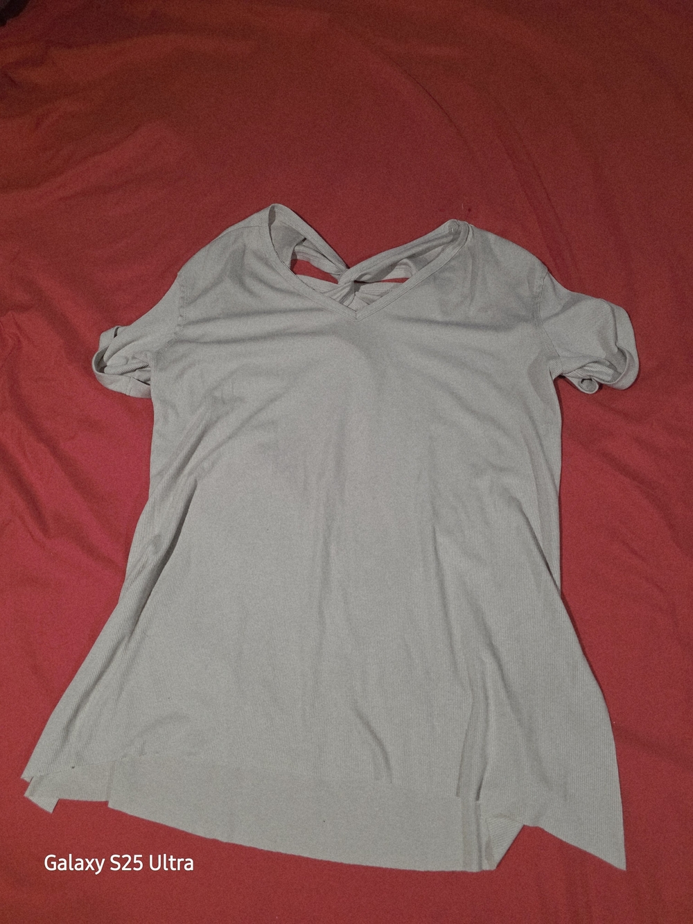 Women's Light Gray V-Neck Short Sleeve Top with Back Detail